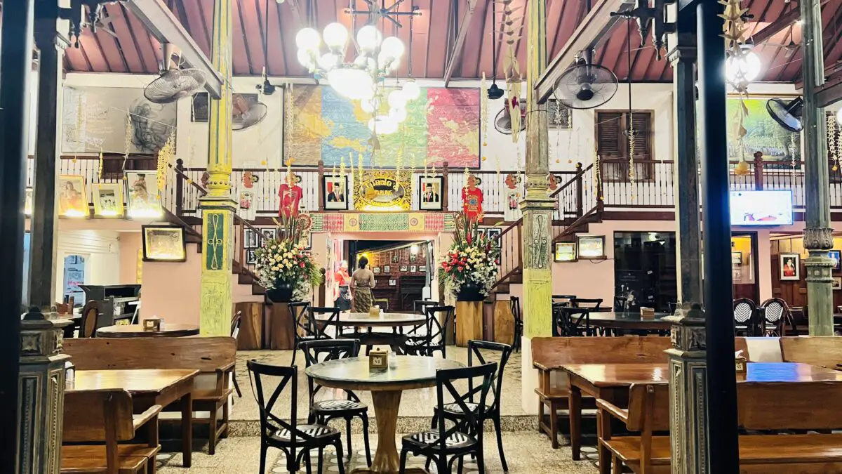 Made's Warung - Featured Image
